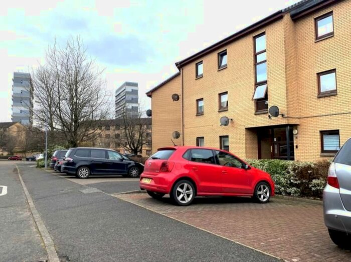 2 Bedroom Flat To Rent In Hopehill Gardens, Glasgow, G20