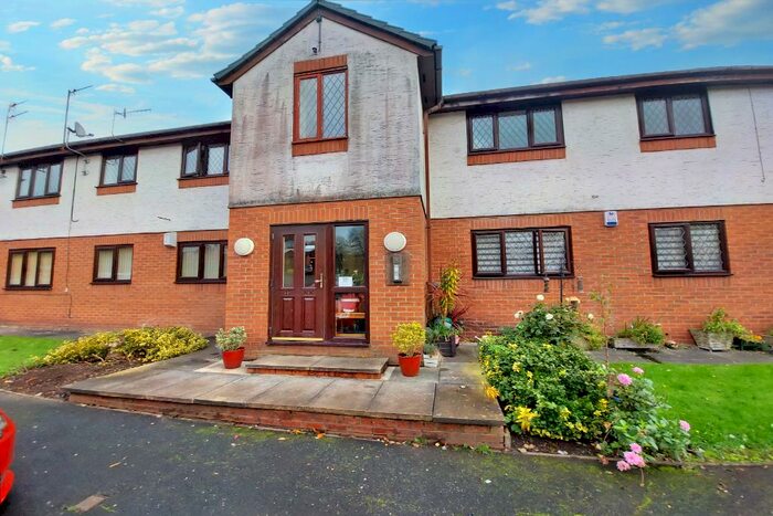 2 Bedroom Apartment To Rent In Boarshaw Clough Way, Middleton, Manchester, M24