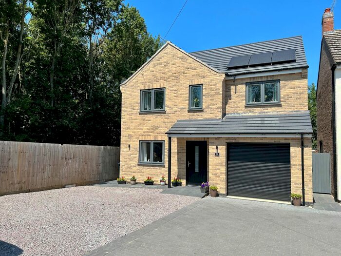 4 Bedroom Detached House For Sale In Peterborough Road, Whittlesey, Peterborough, PE7