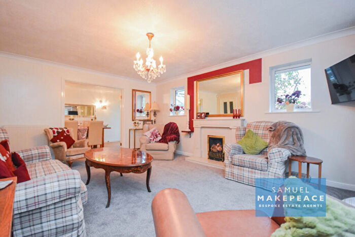4 Bedroom Bungalow For Sale In Dee Close, Talke, Stoke-on-Trent, ST7