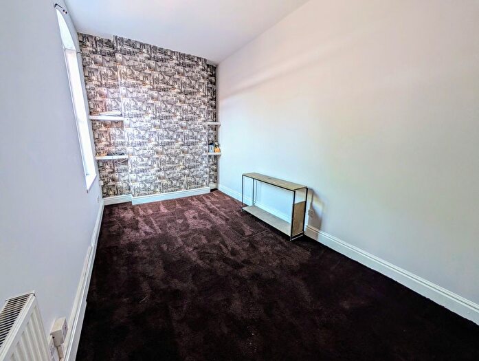 1 Bedroom Flat To Rent In High Street, Stoke-On-Trent, ST6