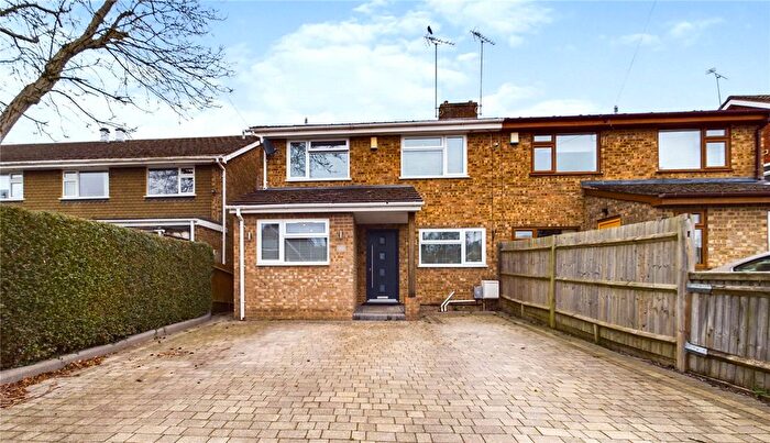 4 Bedroom Semi-Detached House For Sale In Brading Way, Purley On Thames, Reading, Berkshire, RG8