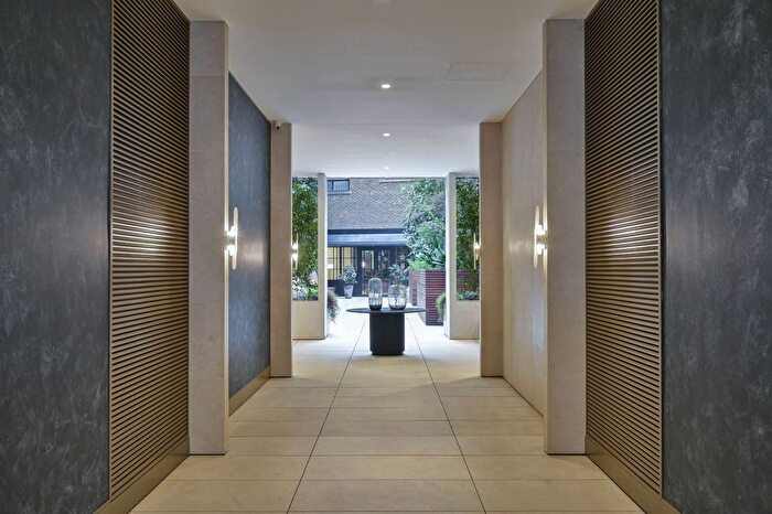 2 Bedroom Flat To Rent In Kensington High Street, London, High Street Kensington, London, W8