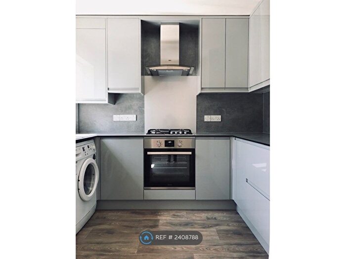 3 Bedroom Semi-Detached House To Rent In Palmerston Road, Hounslow, TW3