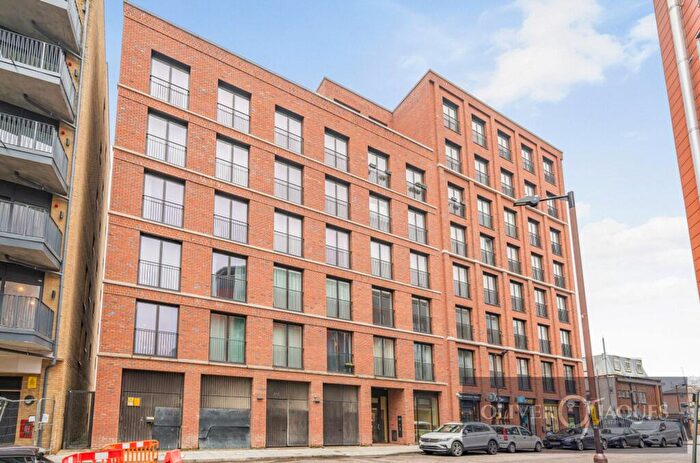 1 Bedroom Flat For Sale In Varcoe Road, London, SE16