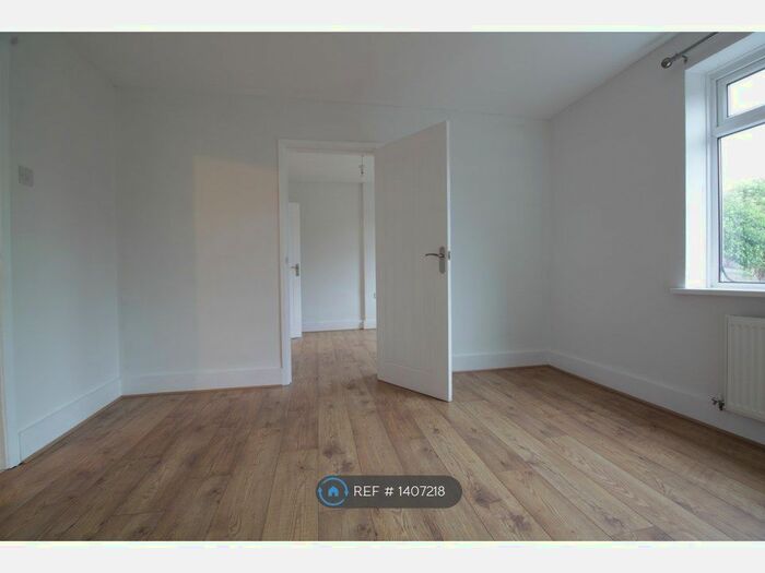 3 Bedroom Semi-Detached House To Rent In Darenth Crescent, Middlesbrough, TS3