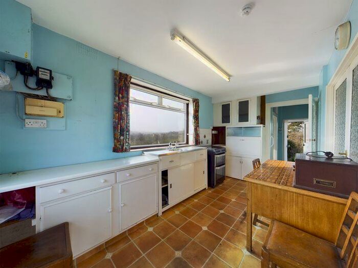 2 Bedroom Bungalow For Sale In Shaftesbury Bungalow, Pentopyn Road, Ponthir, Newport, ., NP18