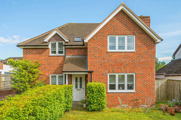 4 Bedroom Detached House For Sale In Winchester Road, Ropley, Alresford, Hampshire, SO24