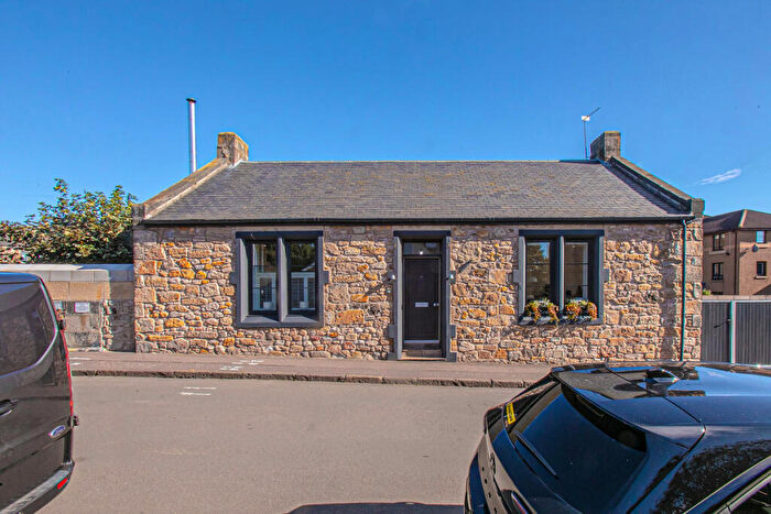 2 Bedroom Cottage For Sale In Rosebery Terrace, Kirkcaldy, KY1