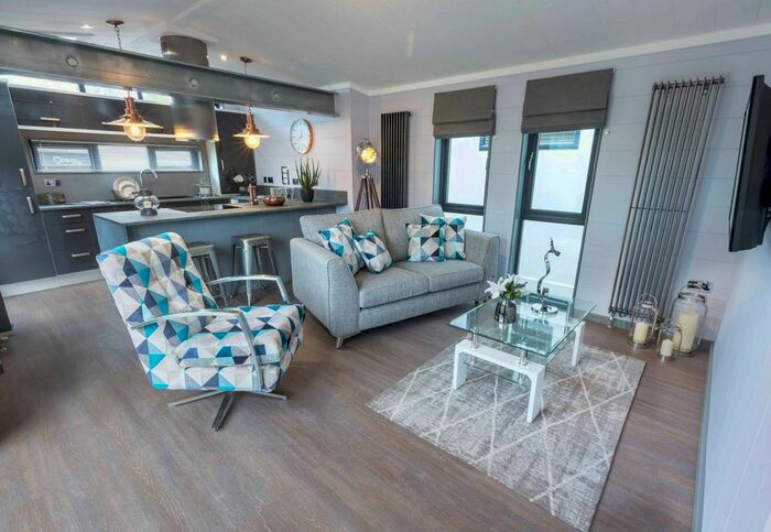 1 Bedroom Mobile/park Home For Sale In Yew Tree Park Homes, Charing, Ashford, TN27