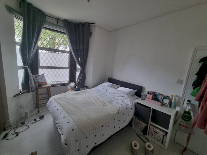 5 Bedroom Terraced House To Rent In Cobbold Road, Shepherd's Bush, London, W12