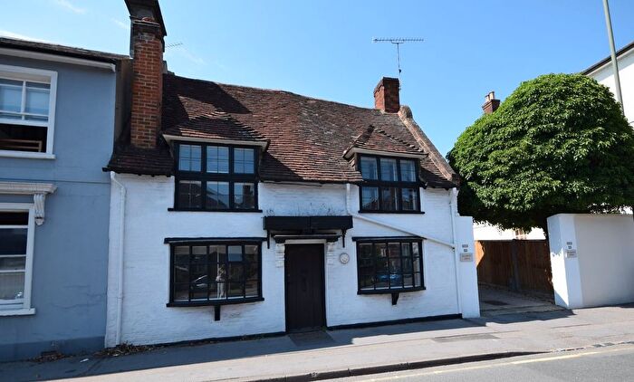 4 Bedroom Terraced House For Sale In West Street, Farnham, Surrey, GU9
