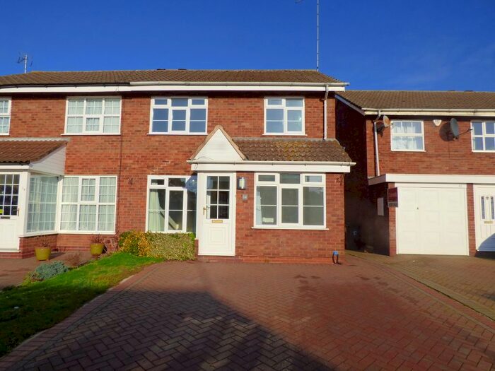 4 Bedroom Semi-Detached House To Rent In Willow Brook Road, Wolston, CV8