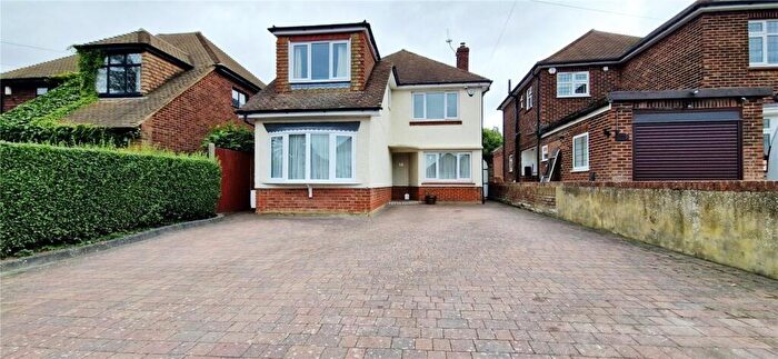 4 Bedroom Detached House For Sale In Windsor Road, Gravesend, Kent, DA12