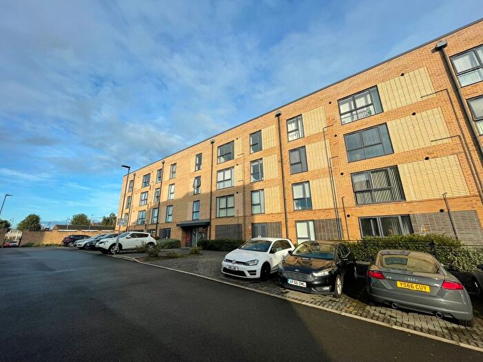 1 Bedroom Flat To Rent In Cadbury House, St. Lukes Road, Birmingham, West Midlands, B5