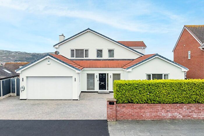 6 Bedroom Detached House For Sale In Deganwy Road, Llanrhos, LL30