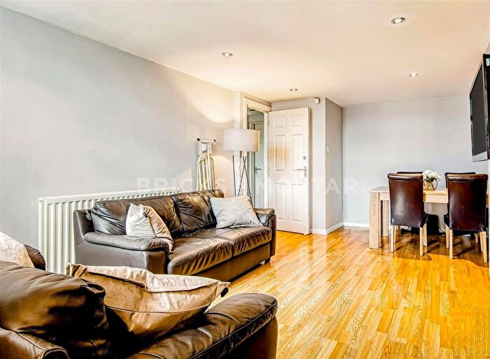 6 Bedroom Maisonette To Rent In Stratford Road, Heaton, Newcastle Upon Tyne, NE6