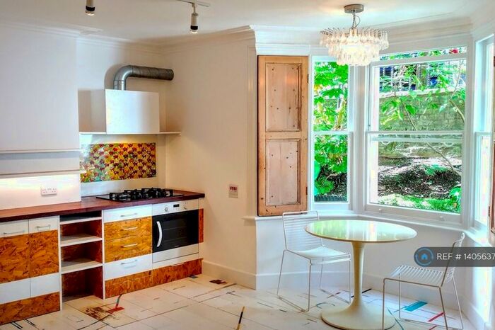 1 Bedroom Flat To Rent In Beresford Road, London, N5