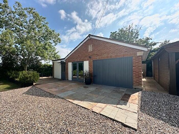 2 Bedroom Apartment To Rent In The Lodge, Lower Norton, CV35