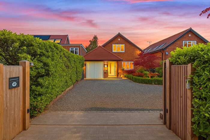 5 Bedroom Detached House For Sale In Arbor Lane, Winnersh, Wokingham, Berkshire, RG41