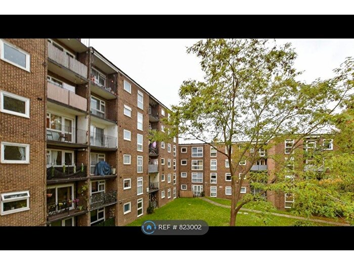 2 Bedroom Flat To Rent In Sutton, Sutton, SM2
