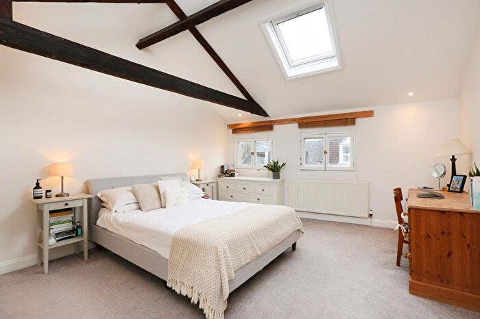 2 Bedroom Flat For Sale In Flat, Greville House, Saville Place, Bristol., BS8