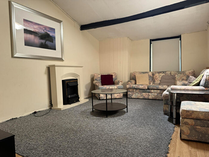 4 Bedroom Terraced House To Rent In Park Street, Pontypridd, CF37