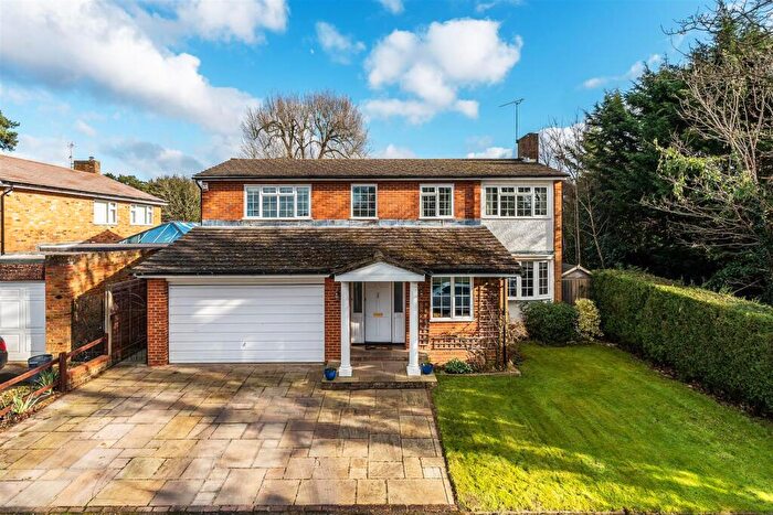 4 Bedroom Detached House For Sale In Oldfield Gardens, Ashtead, KT21