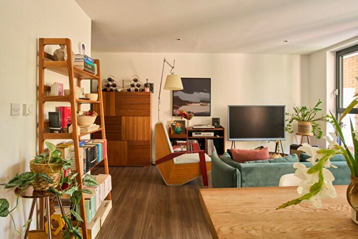 1 Bedroom Apartment For Sale In Charlotte King Court, Goldsmiths Row, London, E2