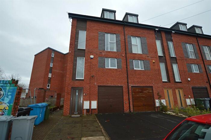 4 Bedroom House To Rent In Northumberland Road, Manchester, M16