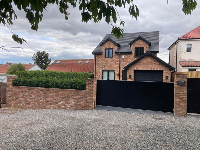 4 Bedroom Detached House For Sale In North Close, County Durham, DL16