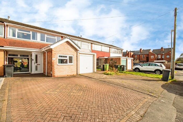 3 Bedroom Terraced House For Sale In Bruce Road, Exhall, Coventry, CV7