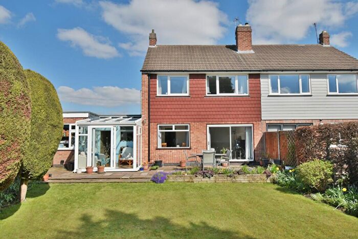 3 Bedroom Semi Detached House For Sale In Linford Road, Loughborough, LE11