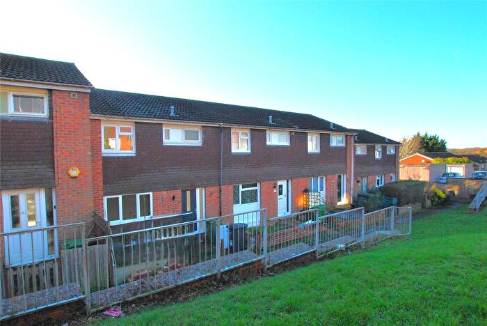 3 Bedroom Terraced House To Rent In Clover Road, Guildford, Surrey, GU2