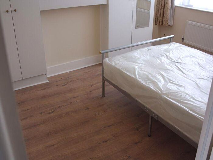 1 Bedroom Flat To Rent In St Pauls Avenue, Harrow, HA3