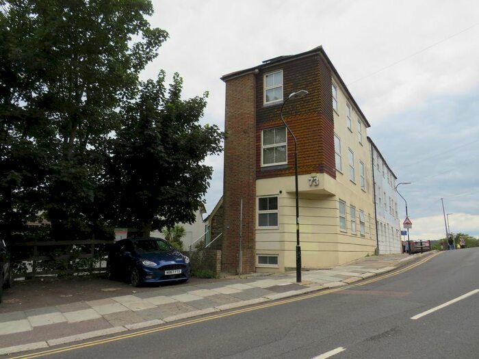 2 Bedroom Flat To Rent In Castle Hill Road, Hastings, TN34