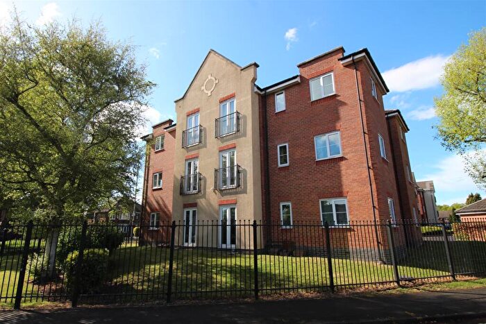 2 Bedroom Flat For Sale In Hassocks Close, Beeston, NG9