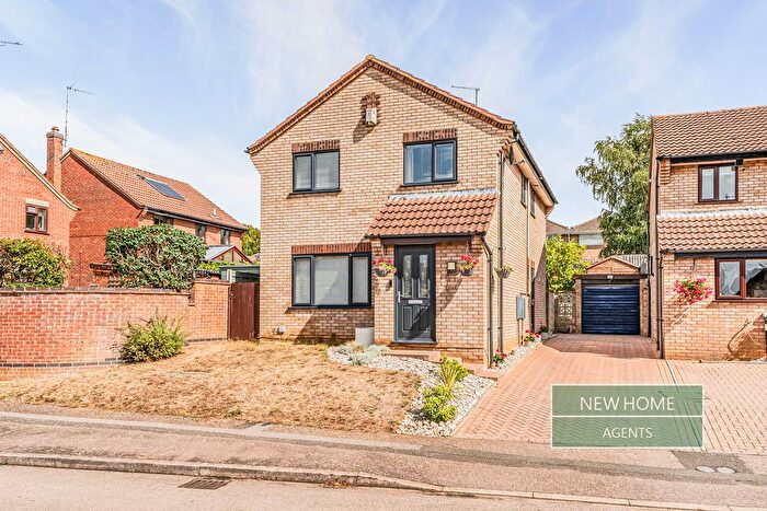 4 Bedroom Detached House For Sale In Kentstone Close, Northampton, NN2