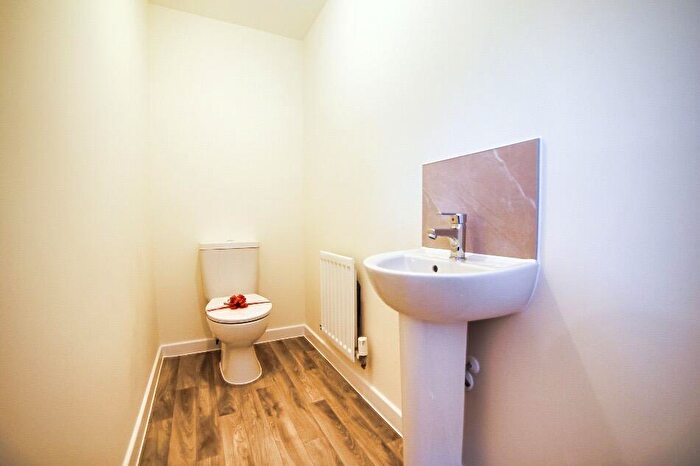 2 Bedroom End Of Terrace House For Sale In Hedera Gardens, Orpington Road, Royston, SG8