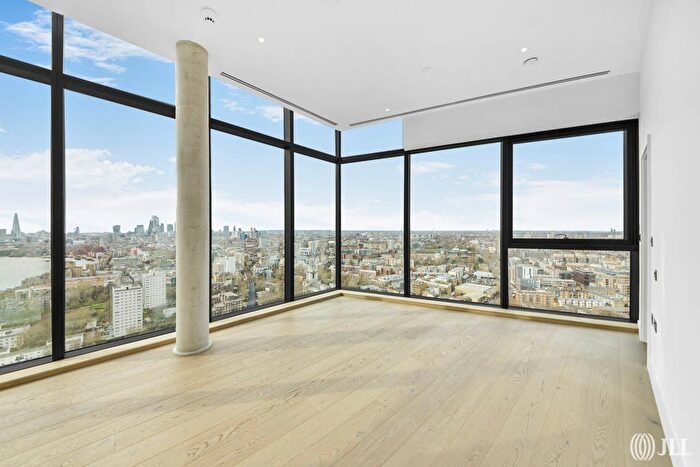 2 Bedroom Flat For Sale In Salter Street, London, E14