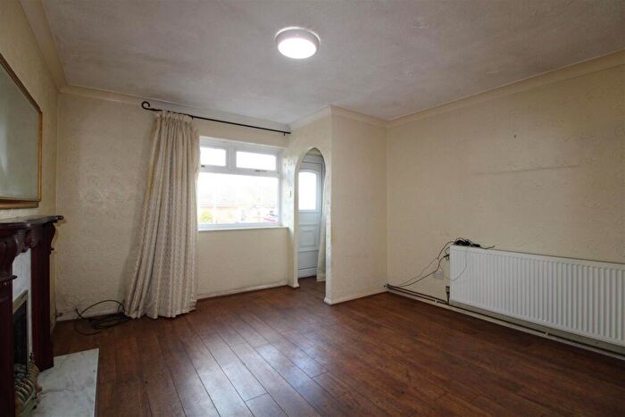 2 Bedroom Terraced Bungalow For Sale In Alder Road, Kingswinford, DY6