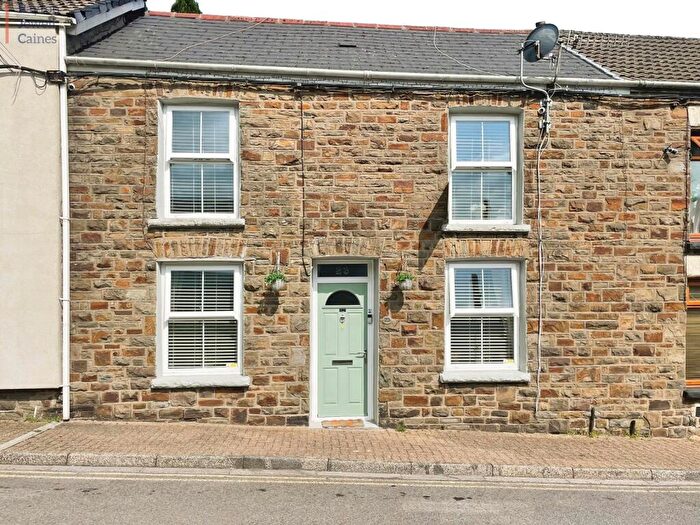 3 Bedroom Terraced House For Sale In Vale View Terrace, Nantymoel, Bridgend County., CF32