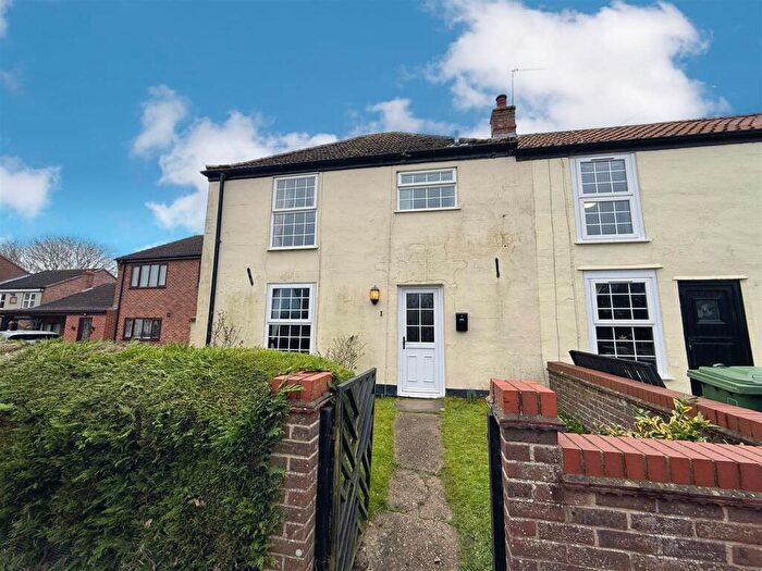 2 Bedroom End Of Terrace House For Sale In The Street, Runham, NR29