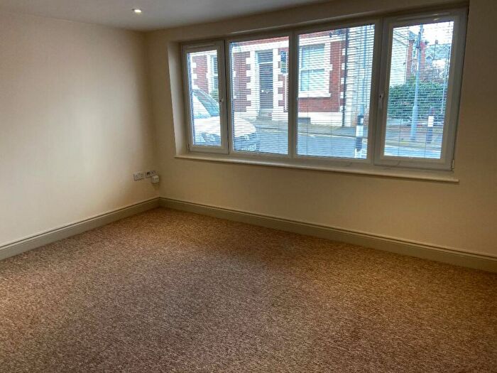 1 Bedroom Flat To Rent In Flat Library View Apartments, HR9
