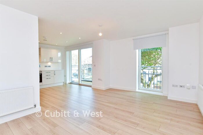 2 Bedroom Flat For Sale In Roman Road, Hove, East Sussex, BN3