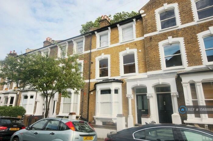 2 Bedroom Flat To Rent In Reighton Road, London, E5