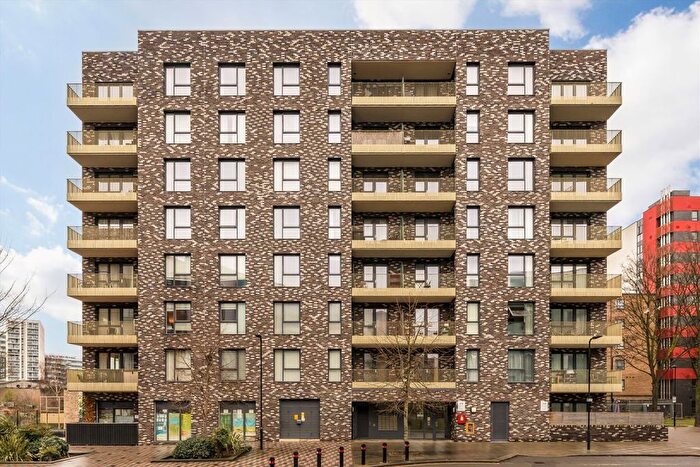 1 Bedroom Flat To Rent In Palmerston Road, London, W3