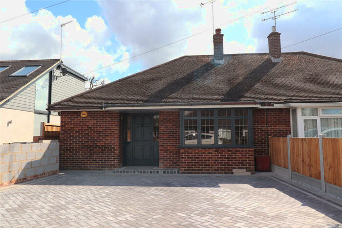 3 Bedroom Bungalow To Rent In Hutton, CM13