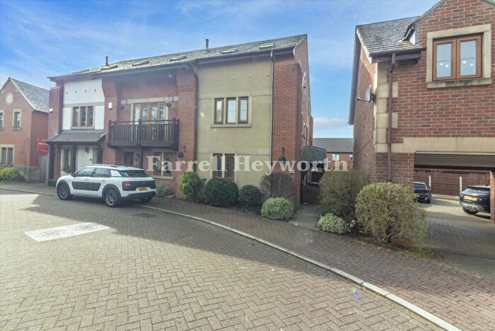 3 Bedroom House For Sale In Wardle Court, Whittle Le Woods, Chorley, PR6