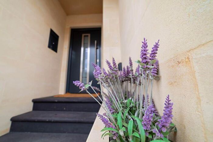 4 Bedroom Terraced House For Sale In Cheltenham Street, Bath, Somerset, BA2